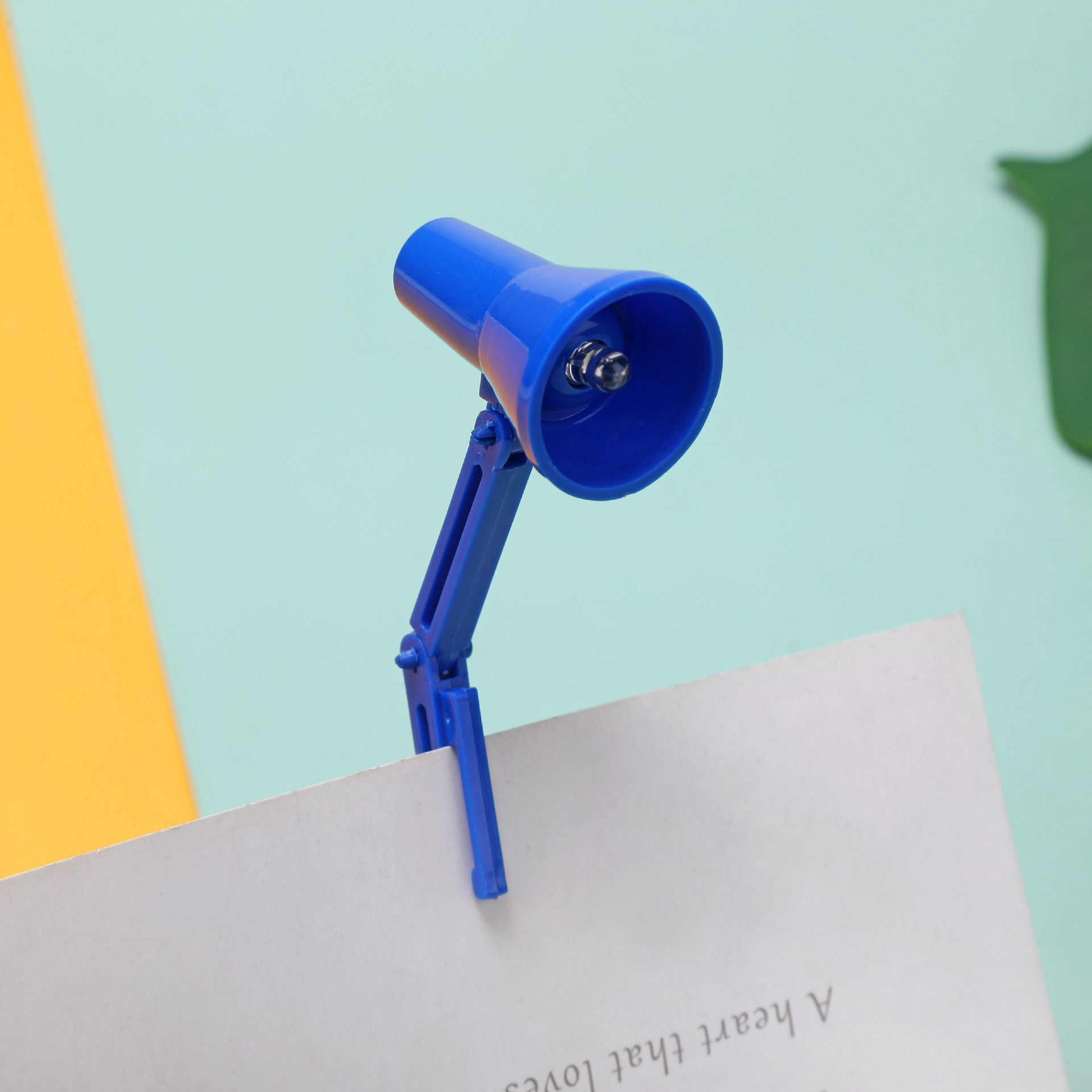 LED Mini Desk Lamp Foldable Ma - Bookmark Magnetic Clip reseña y precio